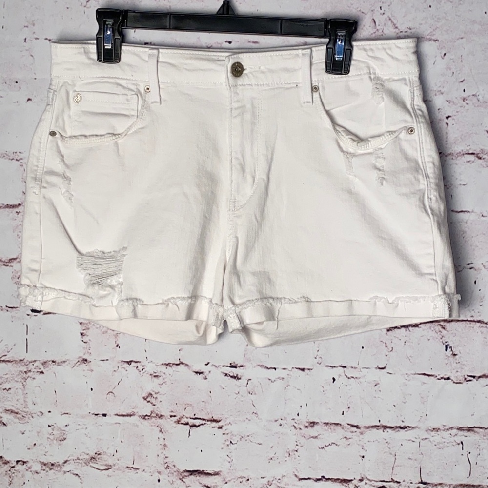 Denizen from Levi’s | Distressed Denim Shorts